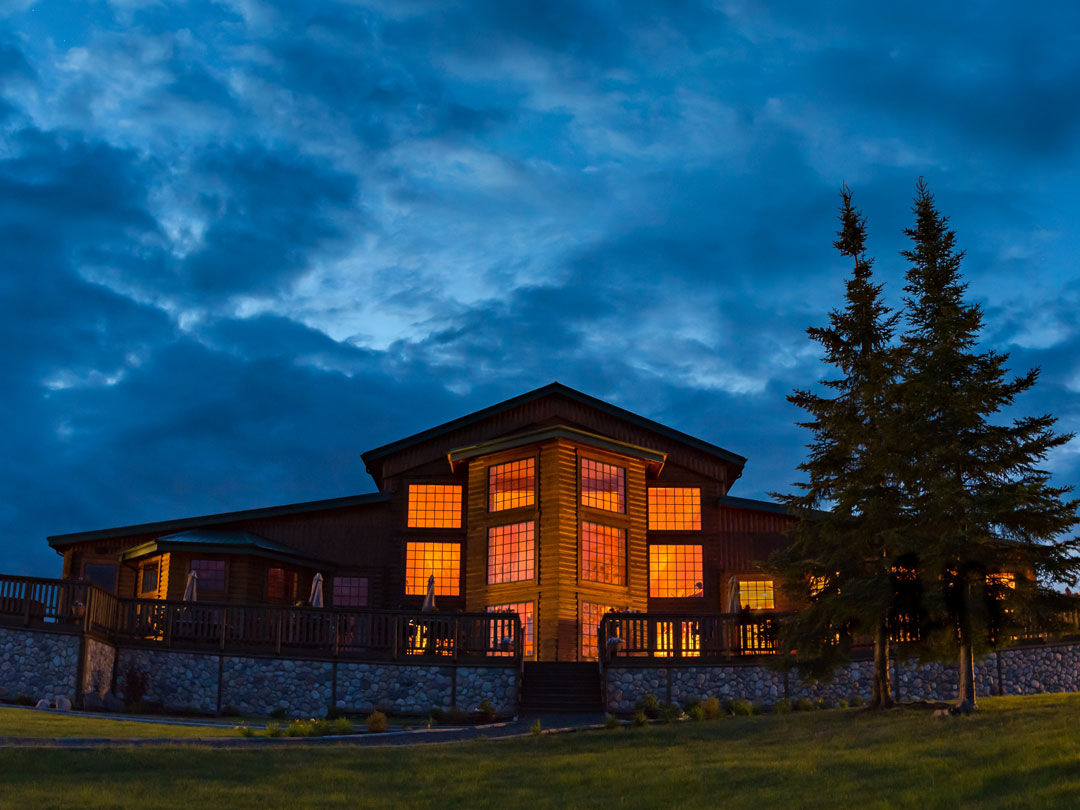 Main Lodge - Night at North Haven Resort on Utik Lake, MB