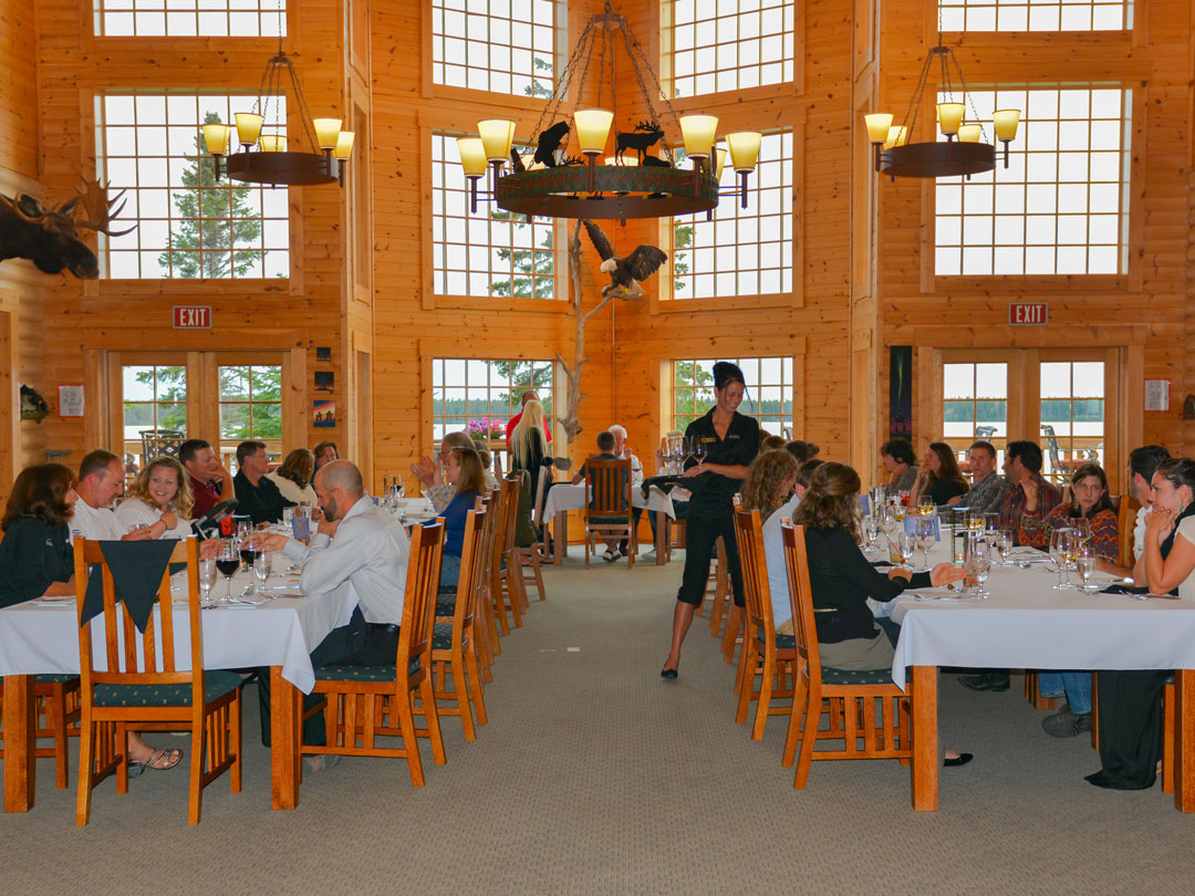 Dining Room at North Haven Resort on Utik Lake, MB