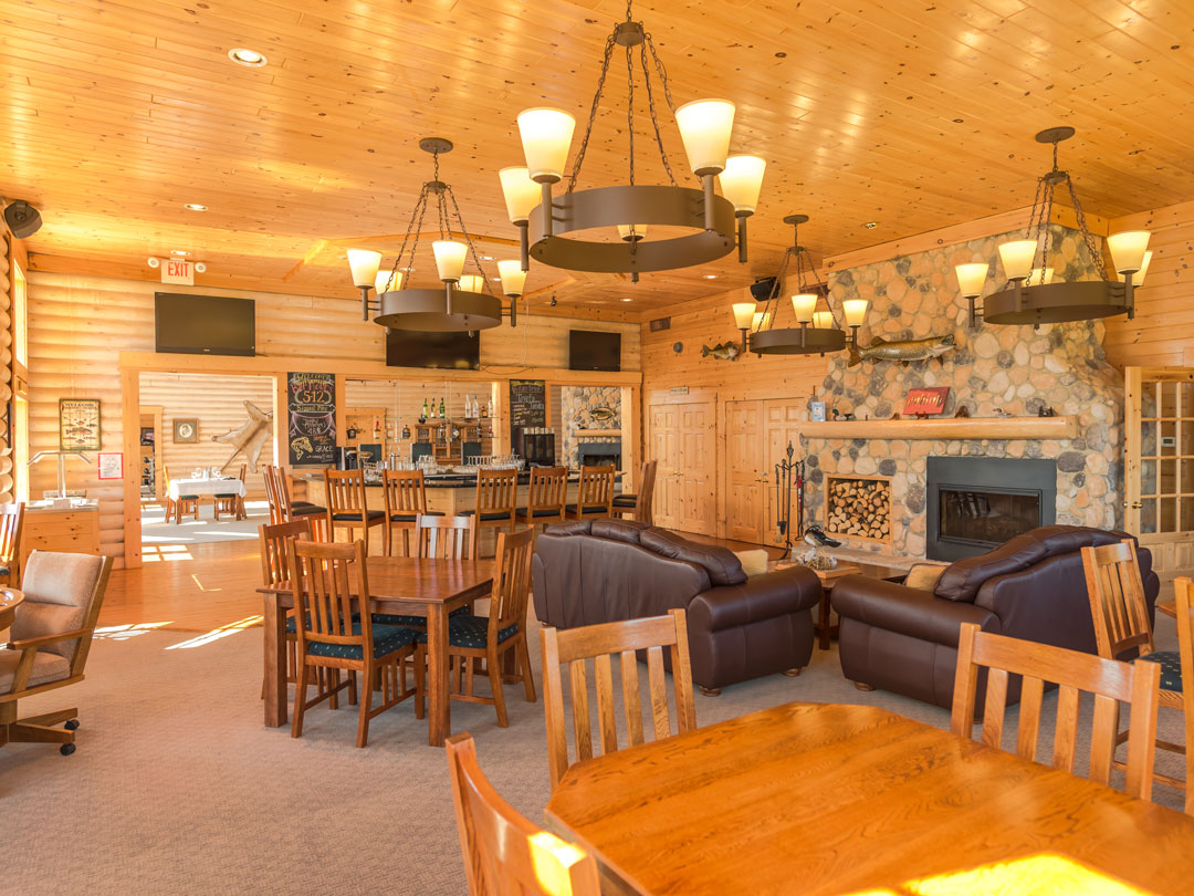 Luxurious Main Lodge on Utik Lake, Manitoba - North Haven Resort